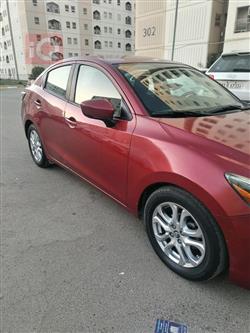 تۆیۆتا یارس